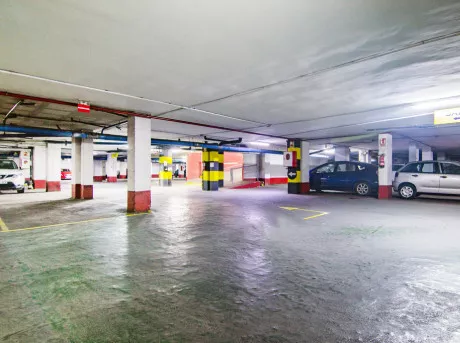 Parking Carmelinas - Aparkar - Plazas